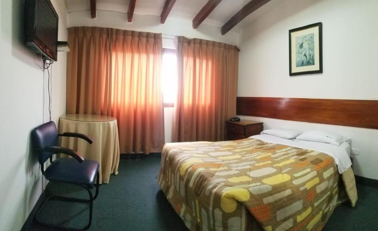 Bed and Breakfast Hospedaje Oscar'S Лима Экстерьер фото